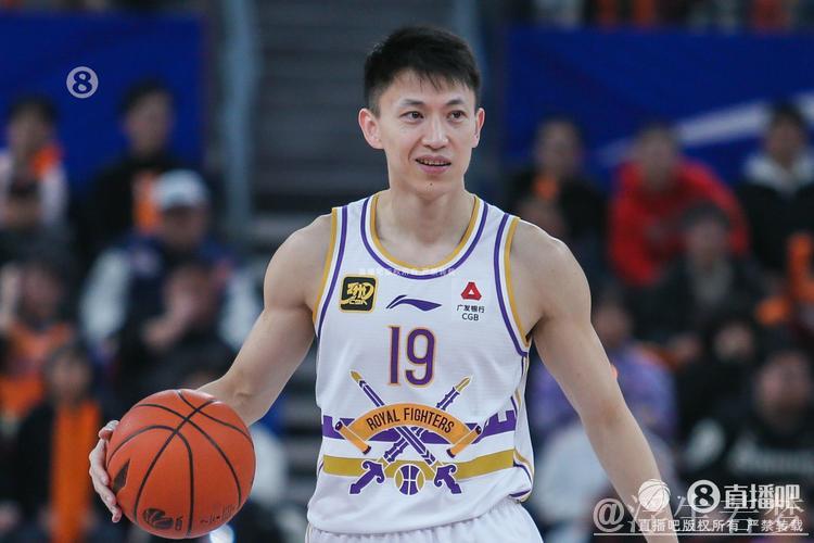 广东老将发威 力克吉林